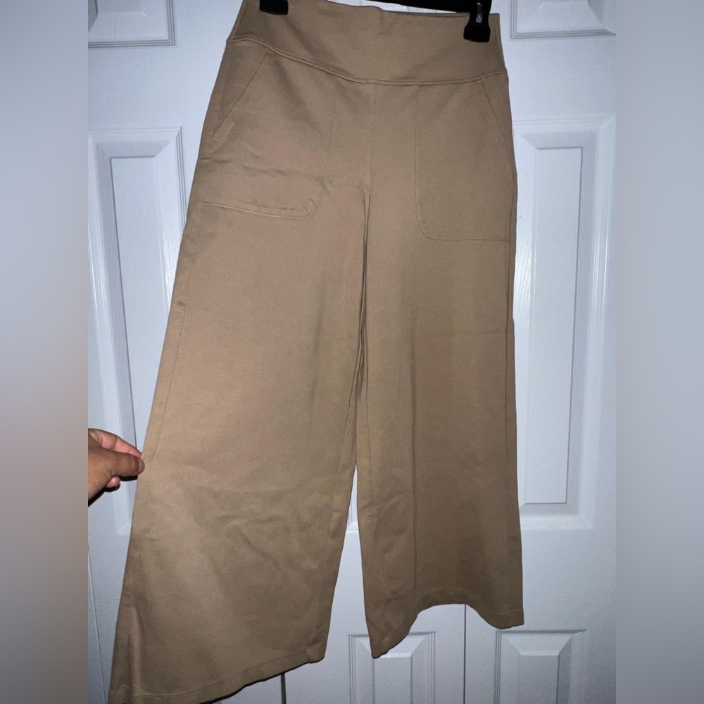 Max studio pants women’s size S color tan